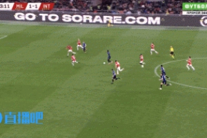 神了！姆希塔良禁区内爆射，又被迈尼昂扑出