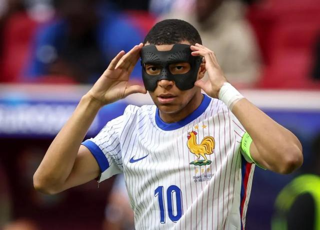 开云官方平台-法国左转，法国队无憾，非最佳姆巴佩已是英雄