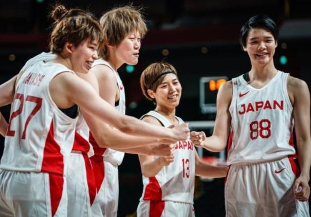开云数字工具-【2021国际篮坛十大新闻】雄鹿登顶 科比终入名人堂